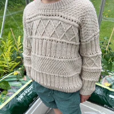 Ingrid Sweater junior by PetiteKnit