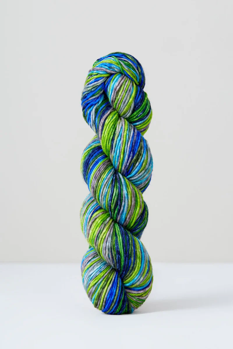 Urth Uneek worsted 4025